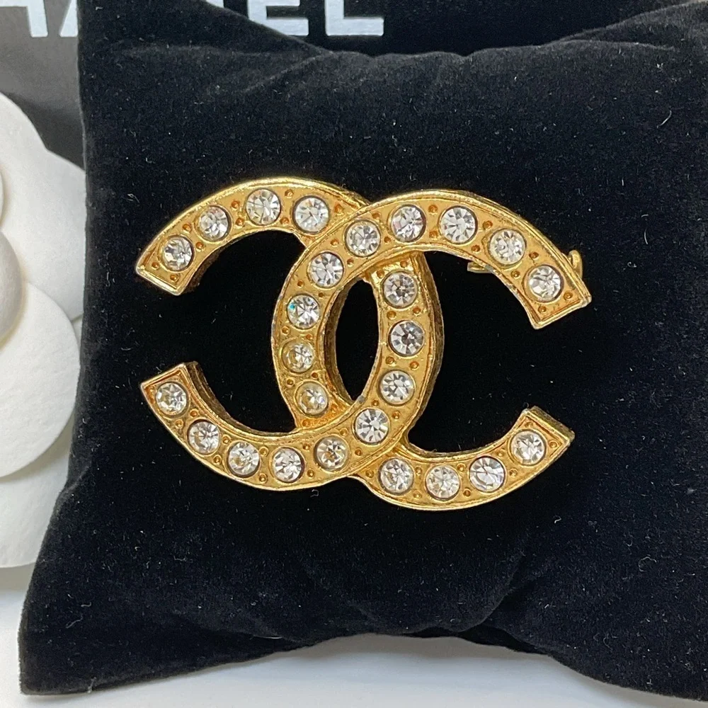 CHANEL CC Logo Rhinestone Brooch